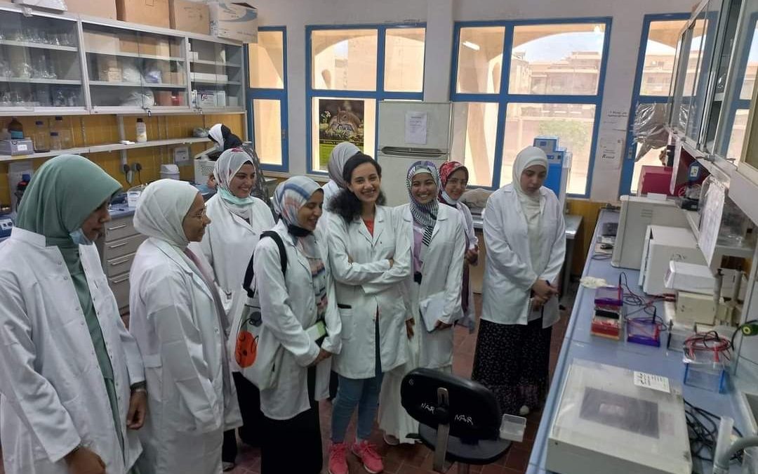 تدريب طلبة كلية الطب جامعة الإسكندرية