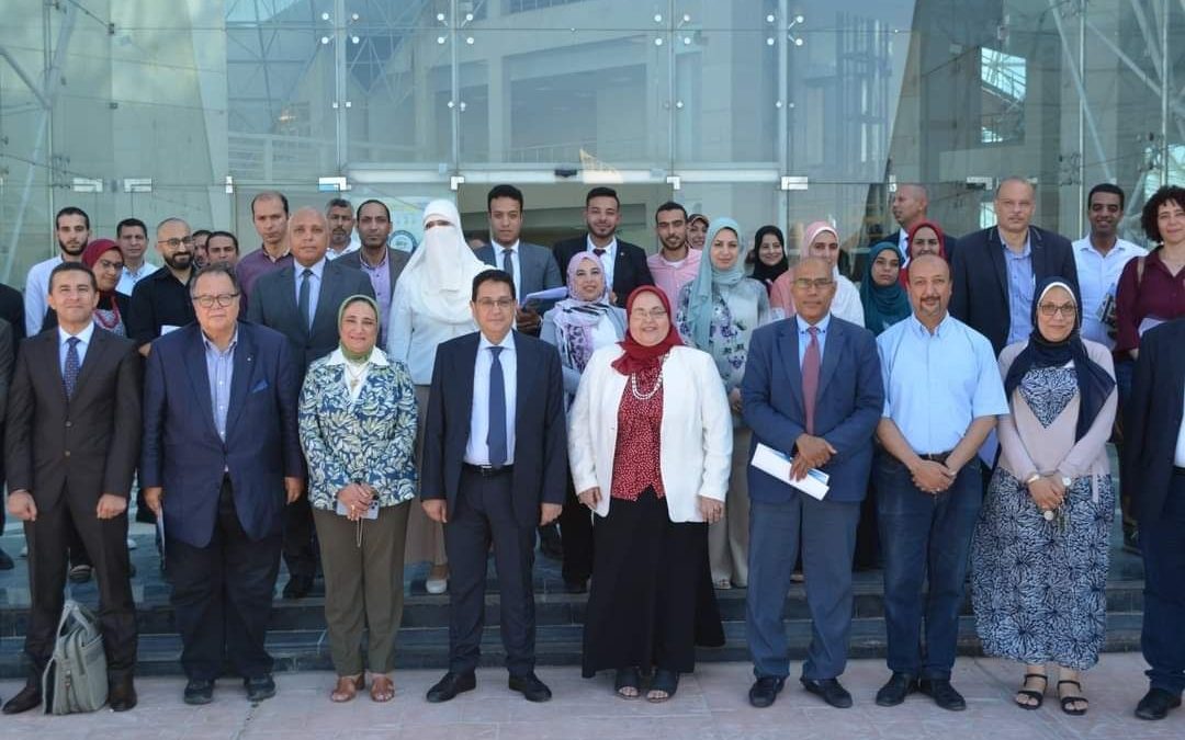 ورشة عمل تحت عنوان  تقييم المنتجات الغذائية لمعايير الجودة من الصادرات : التحديات والحلول