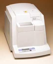 عمل اختبارات للمواد لتعيين خواصها الحرارية وتشارك في الاعمال البحثية  باستخدم جهاز Thermomechanical Analyzer TMA)